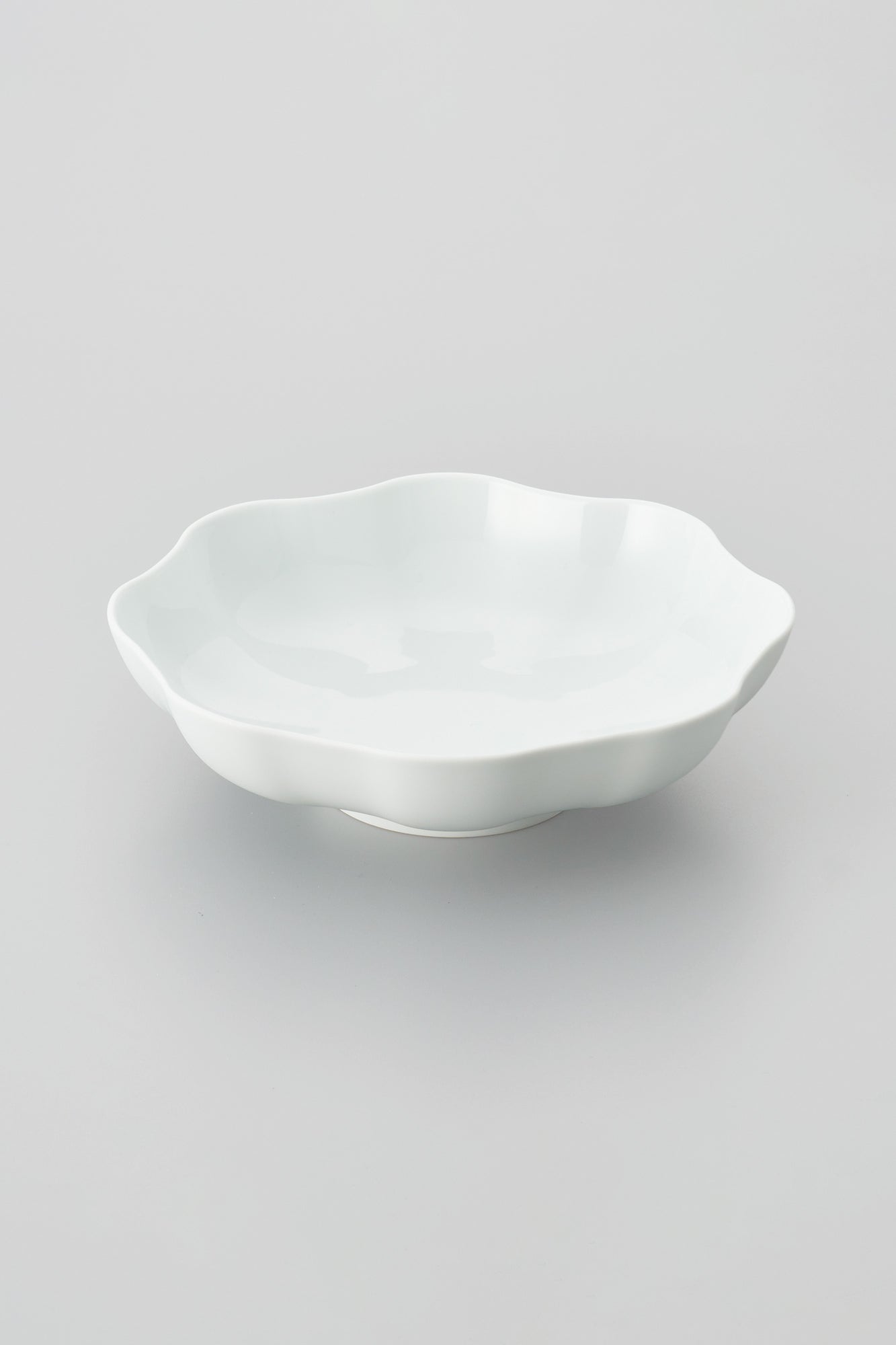 PORCELAIN POTTERY BOWL LARGE - WHITE
