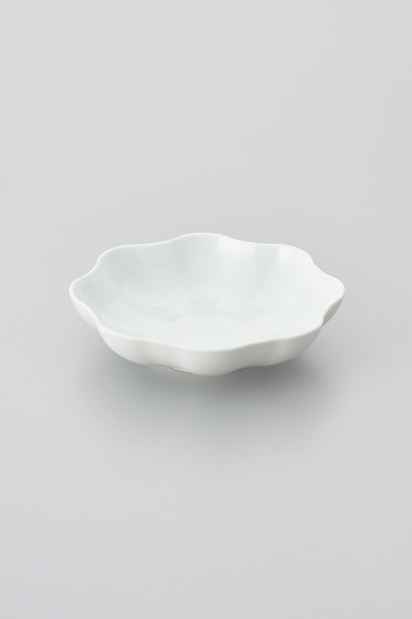 PORCELAIN POTTERY BOWL MEDIUM - WHITE