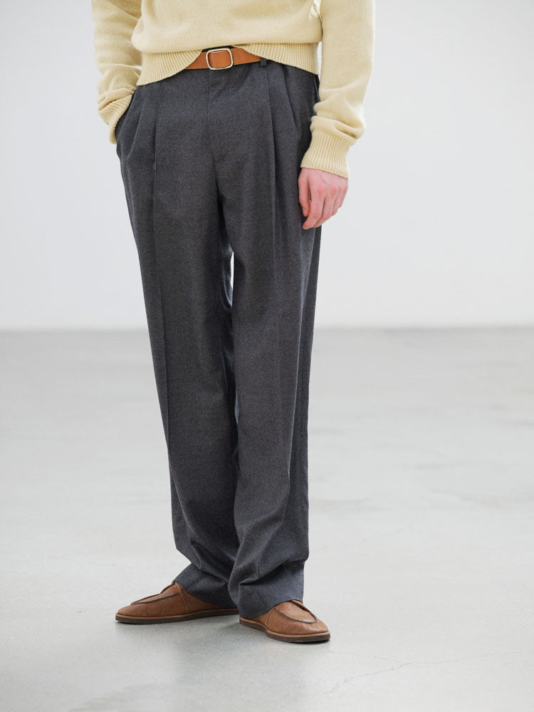 SUPER LIGHT WOOL TWO-TUCK SLACKS - TOP CHARCOAL