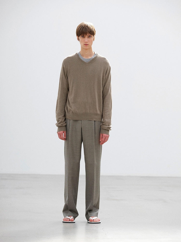 SUPER FINE CASHMERE SILK KNIT V-NECK P/O - KHAKI BROWN