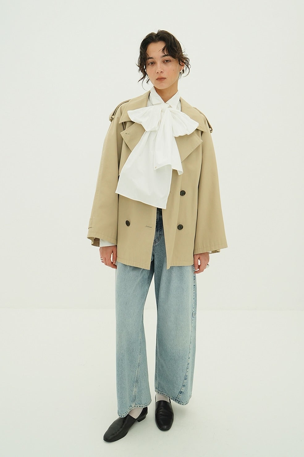 OVER SHORT TRENCH COAT