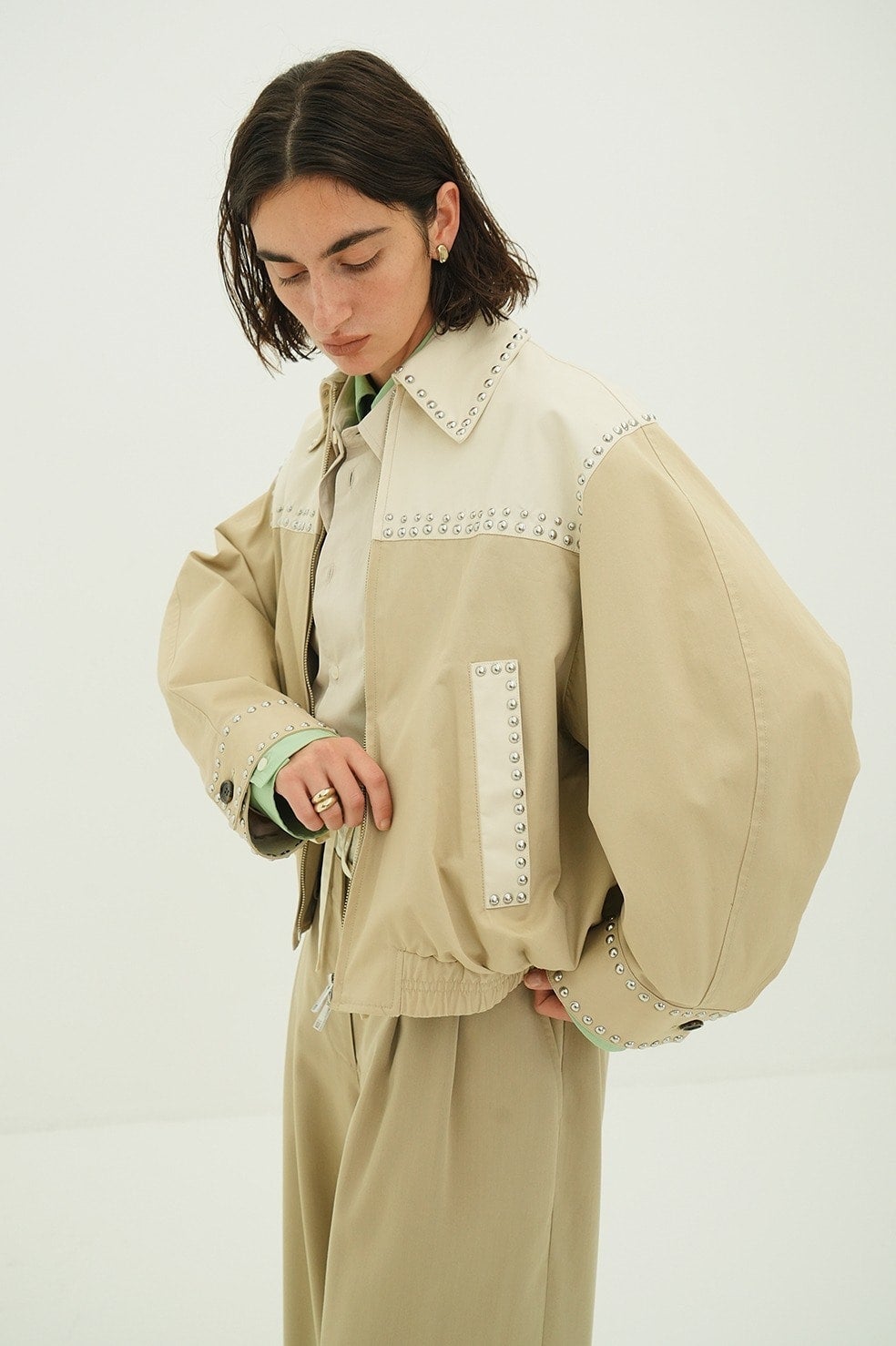 W COLOR STUDDED DRIZZLER JACKET