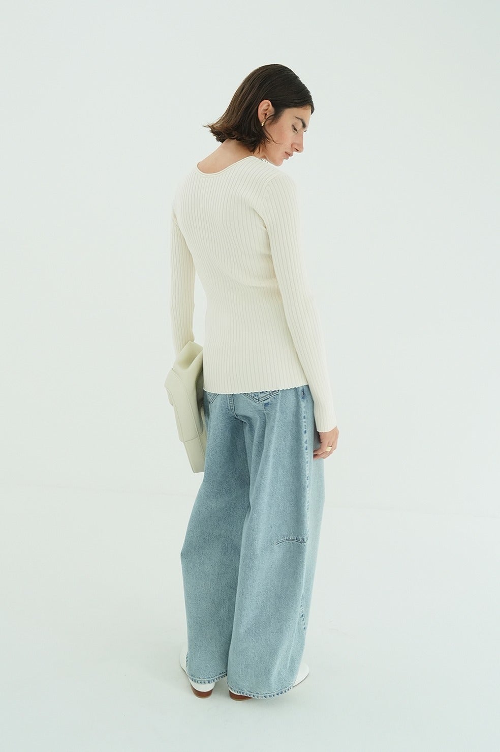 W FACE GOLD BUTTON KNIT TOPS