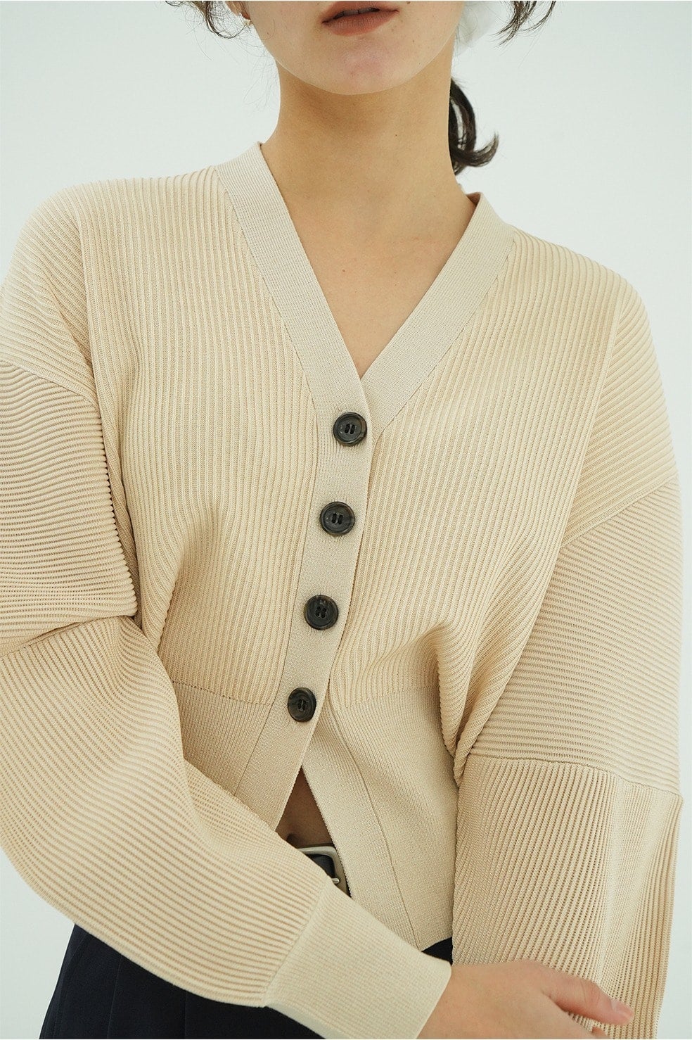 CURVED SLEEVE KNIT CARDIGAN