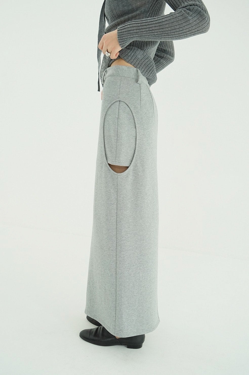 CIRCLE CUT SWEAT SKIRT