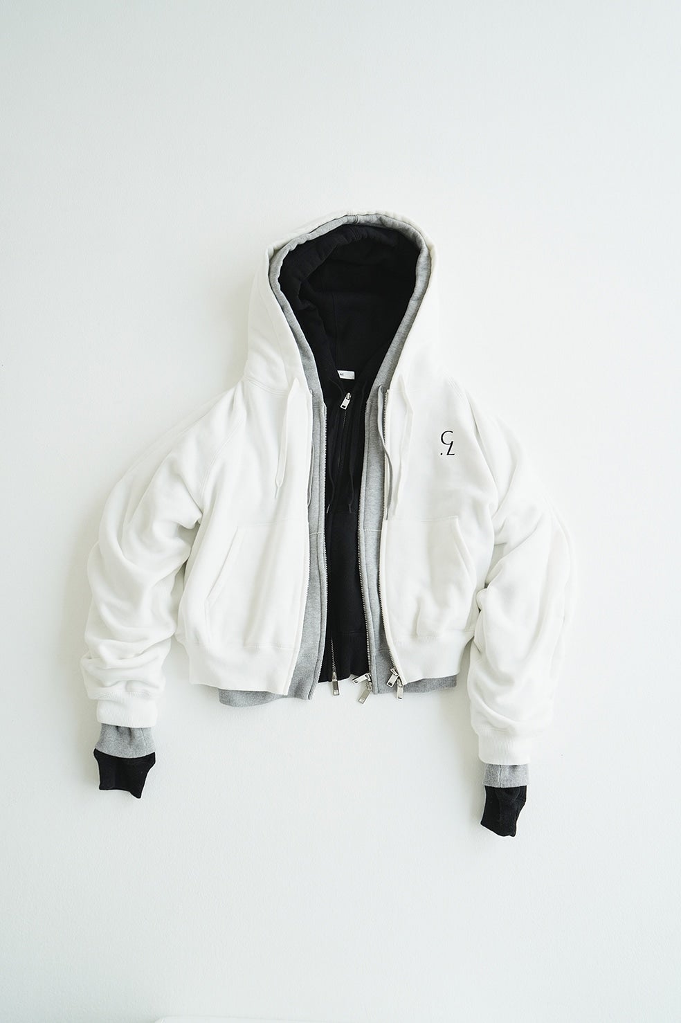 LOGO COMPACT ZIP UP HOODIE