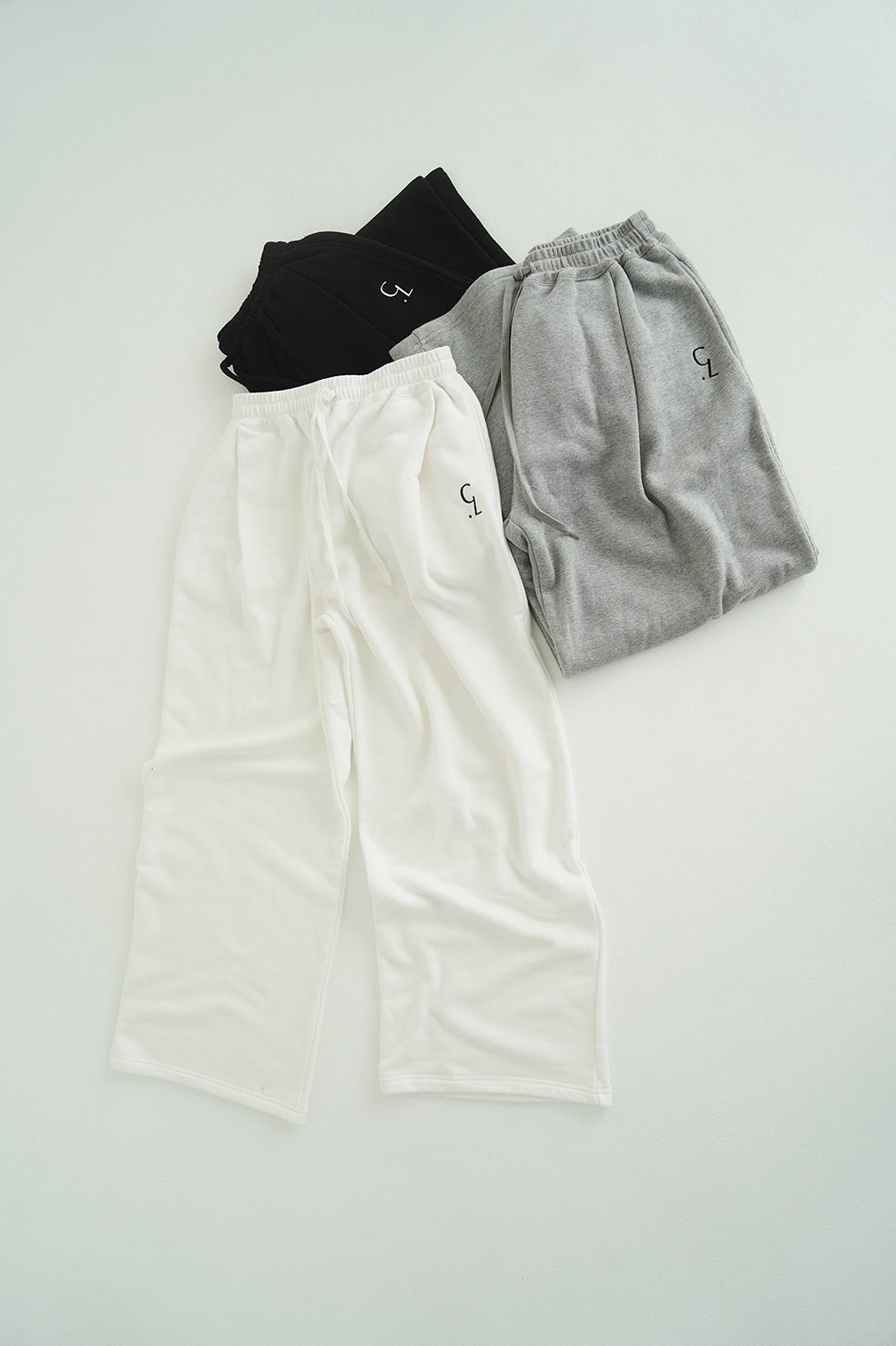 LOGO SWEAT TUCK WIDE PANTS