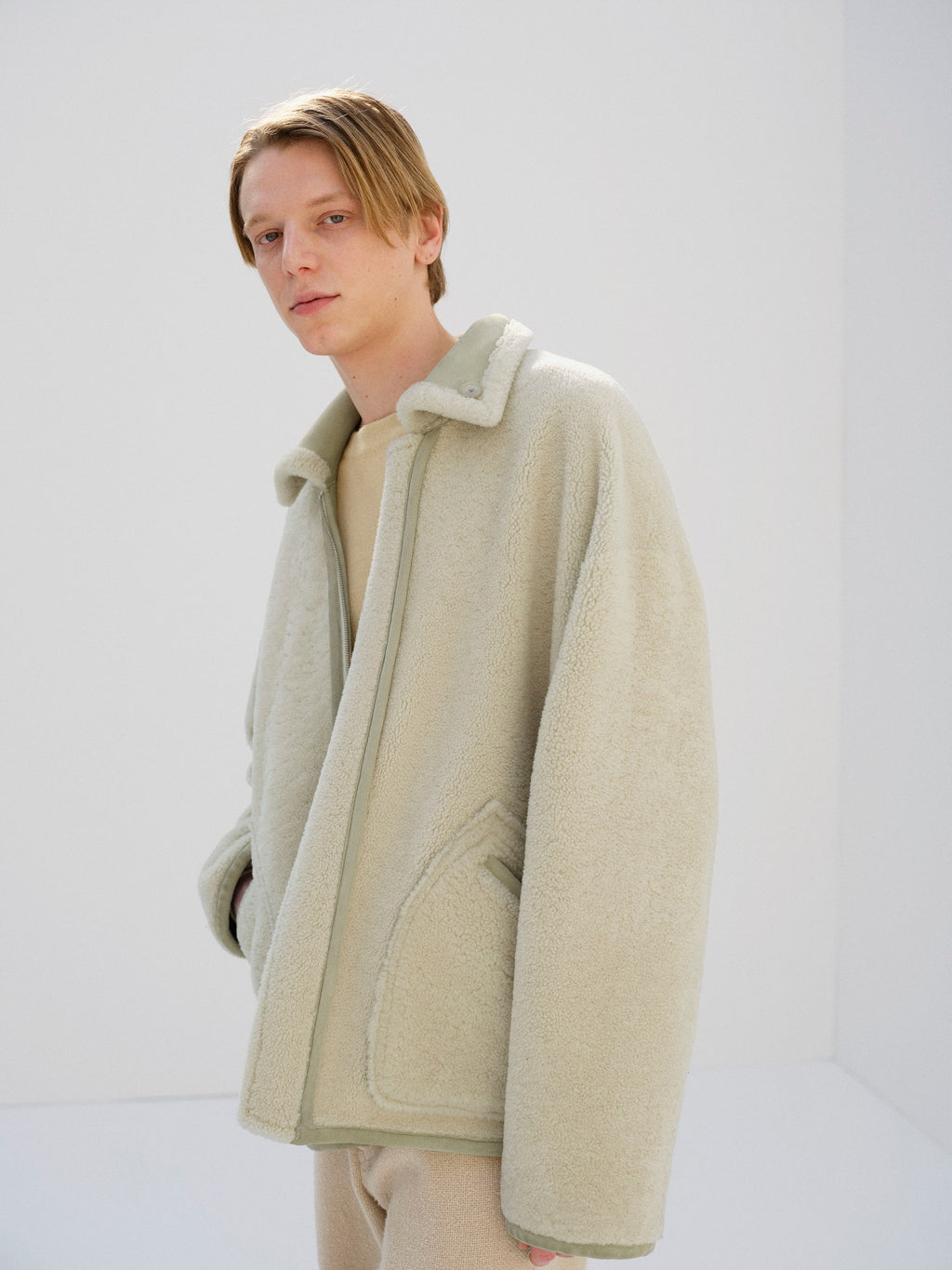 MERINO MOUTON ZIP BLOUSON