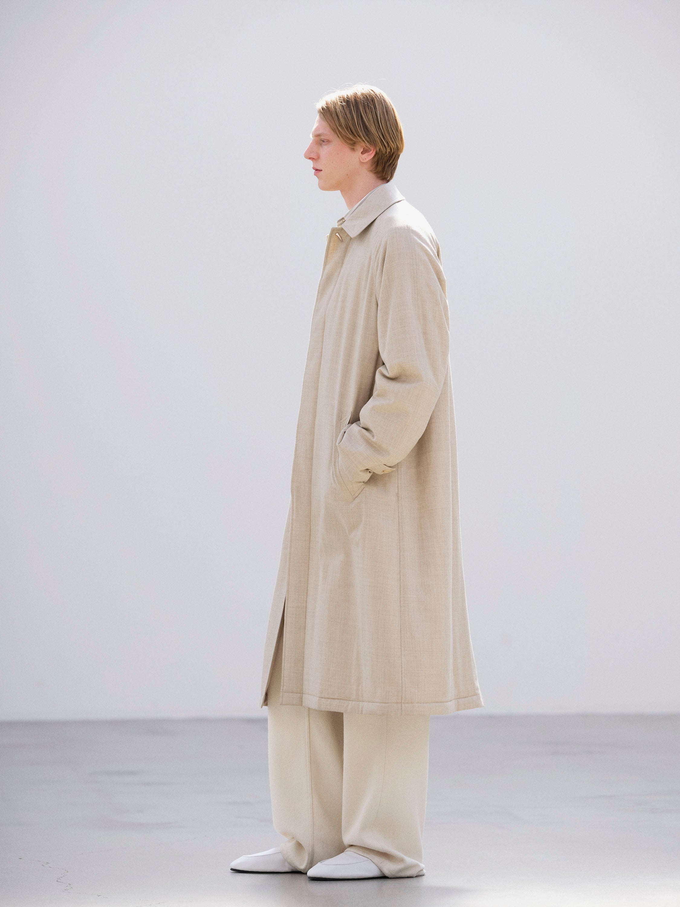 SUPER LIGHT WOOL PADDED COAT