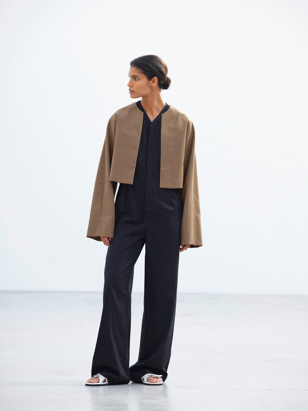 BONDED TROPICAL WOOL LAYERED SOUTIEN COLLAR COAT