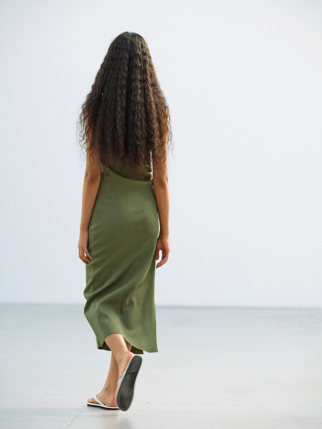 HIGH GAUGE TUCK RIB KNIT DRESS