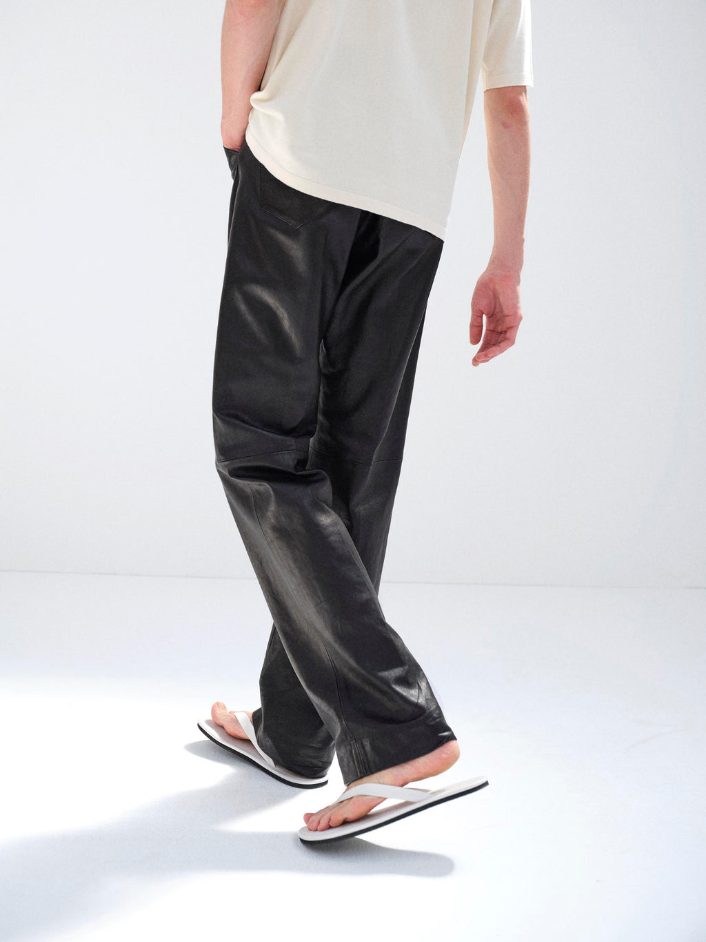 TEXTURED LAMB LEATHER PANTS