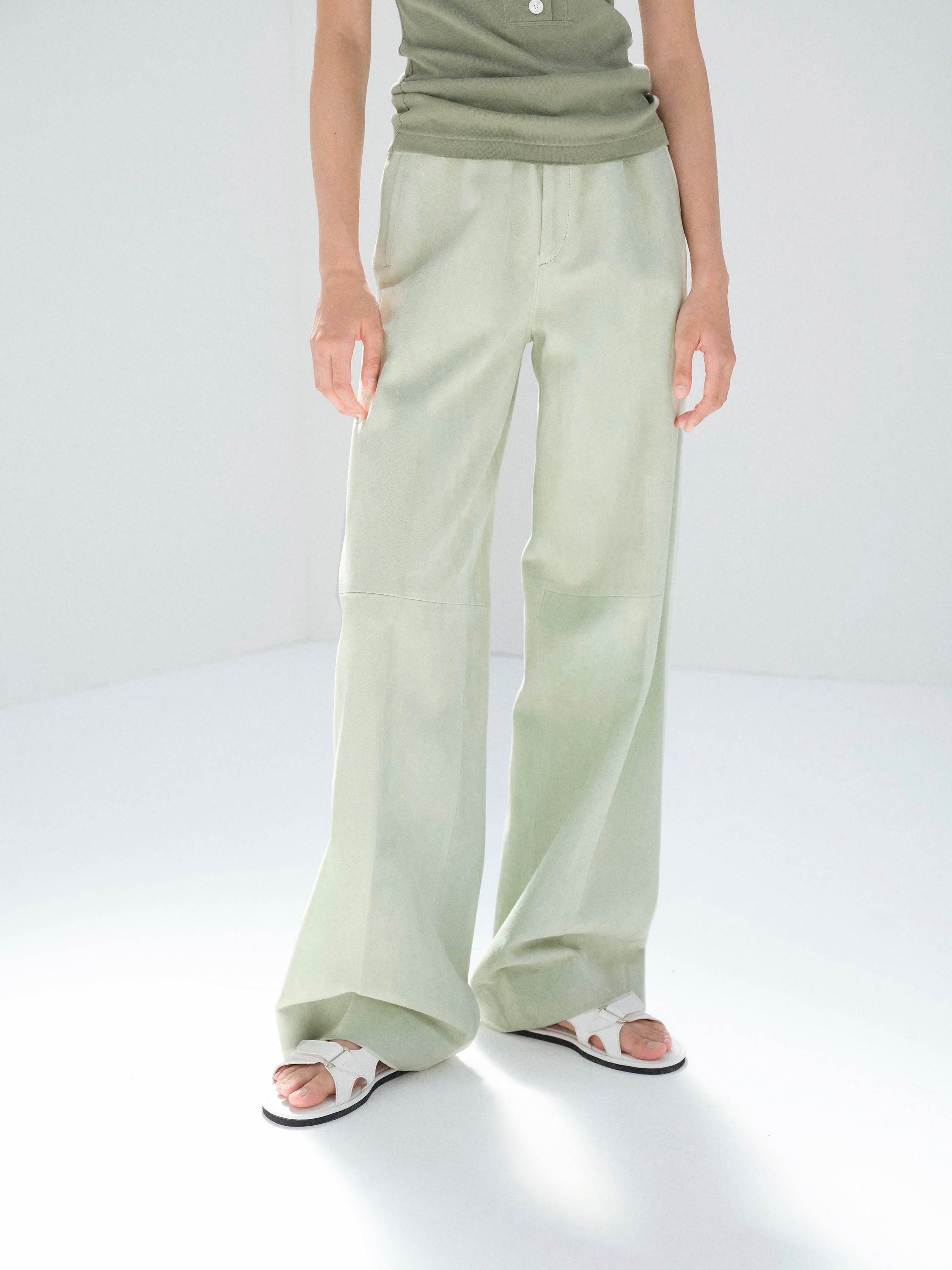 SILKY GRAIN SUEDE DRAWSTRING PANTS