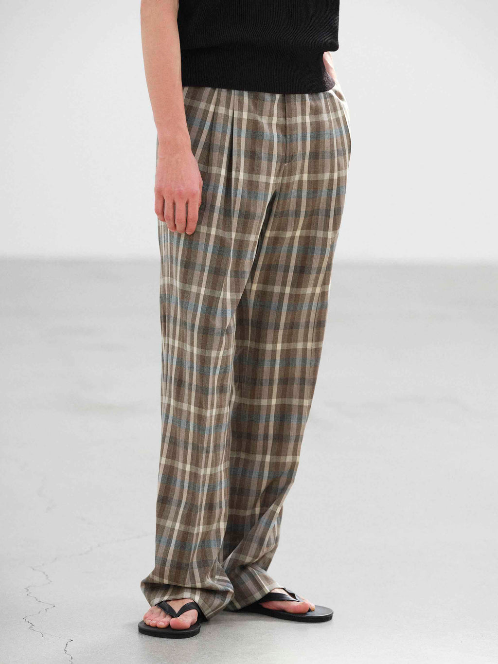 SUPER FINE TROPICAL WOOL CHECK TWO-TUCK SLACKS