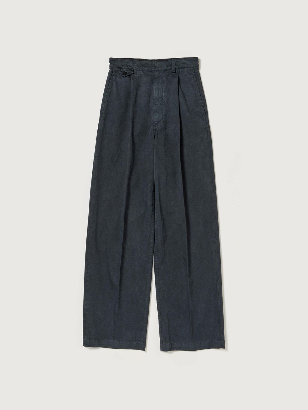 GARMENT-DYED FINX LIGHT CHINO ONE-TUCK WIDE PANTS