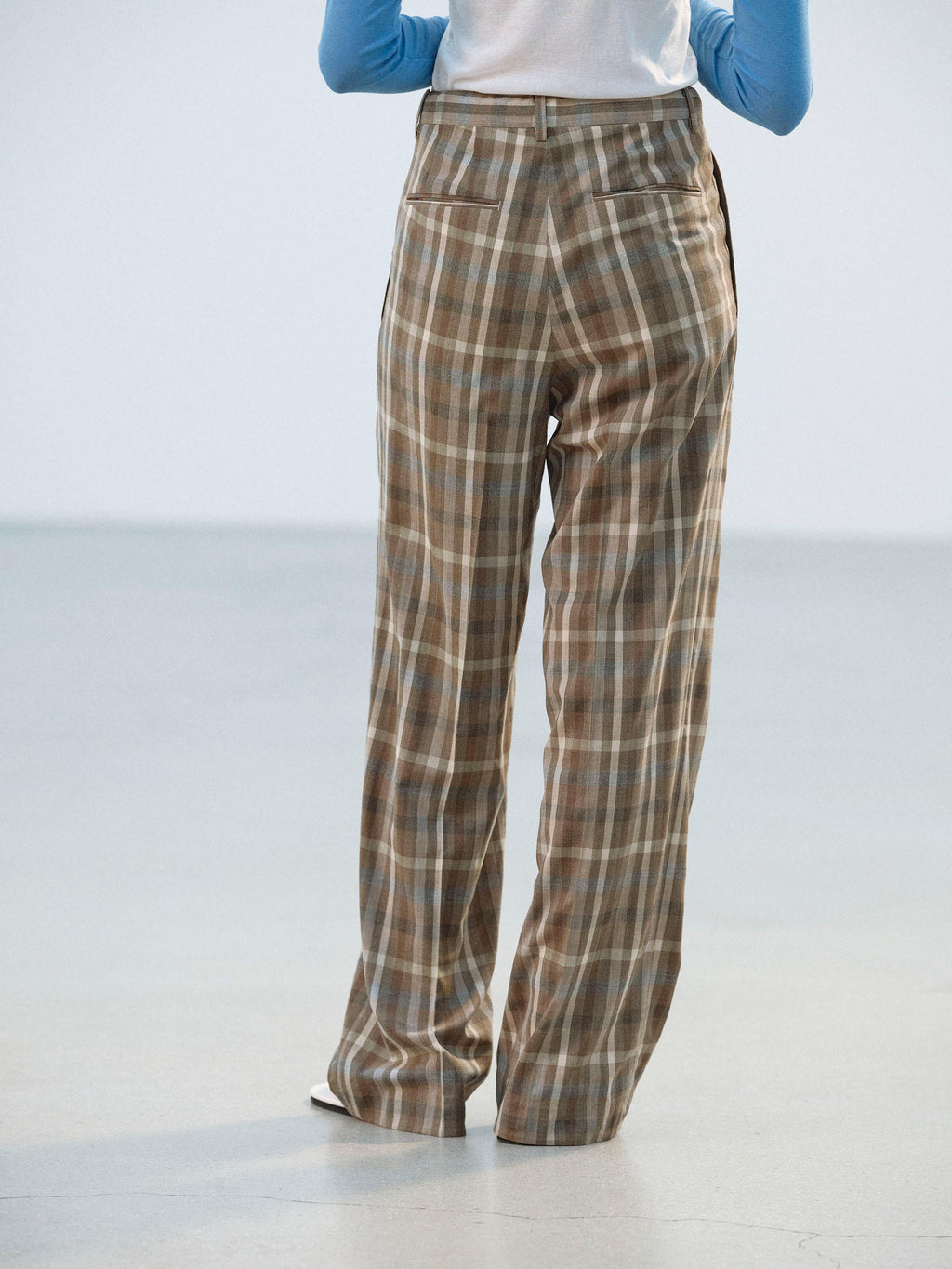SUPER FINE TROPICAL WOOL CHECK TWO-TUCK SLACKS